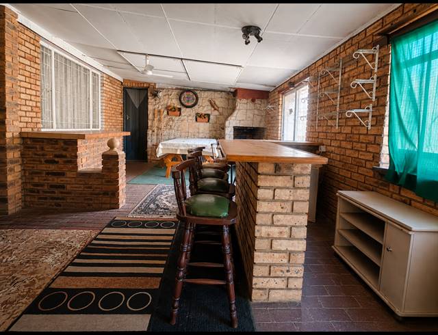 3 BEDROOM HOUSE FOR SALE IN BONANNE